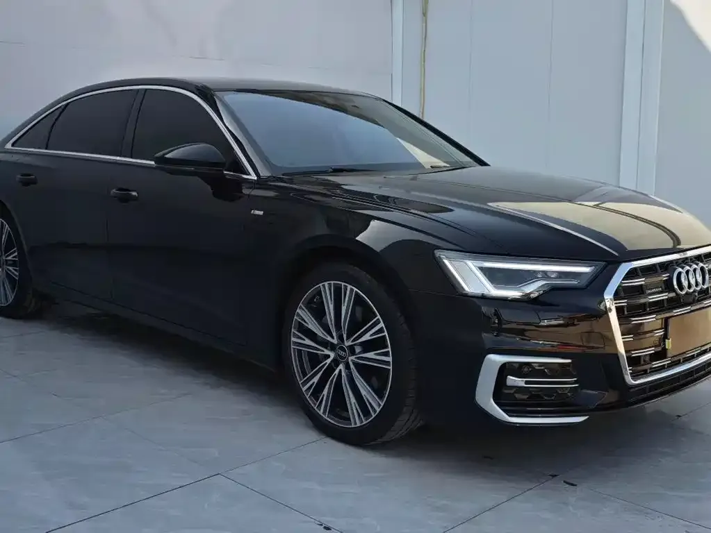 Audi A6L — фото 2