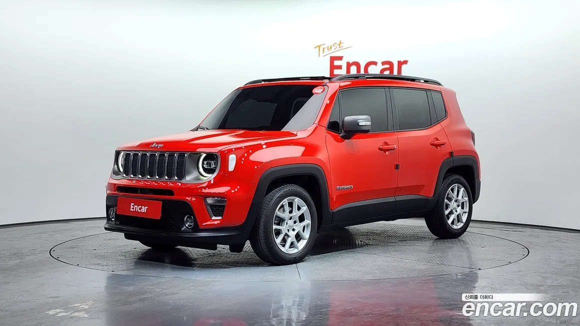 Jeep Renegade — фото 1