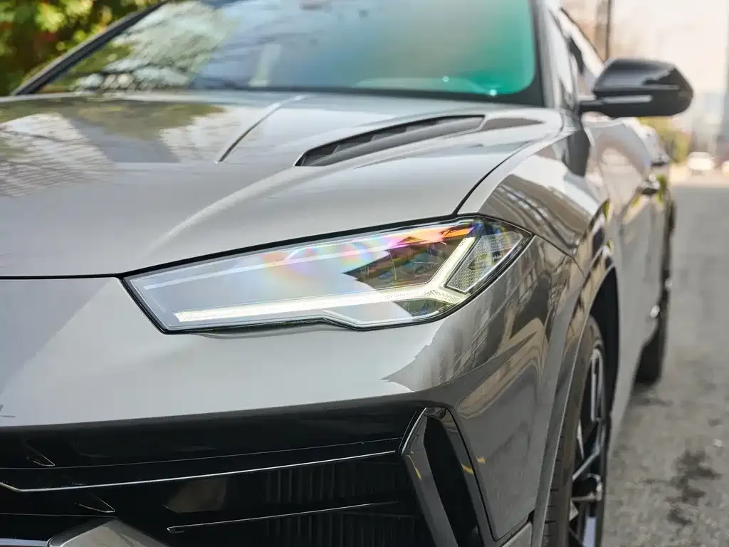 Lamborghini Urus — фото 2