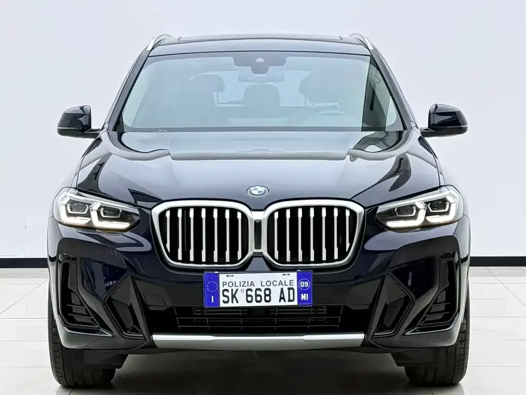 BMW X3 — фото 9