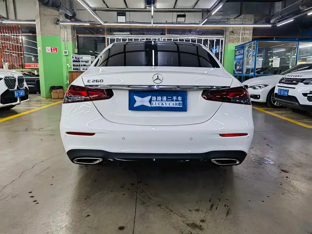 Mercedes-Benz E-Class (Import) — фото 8