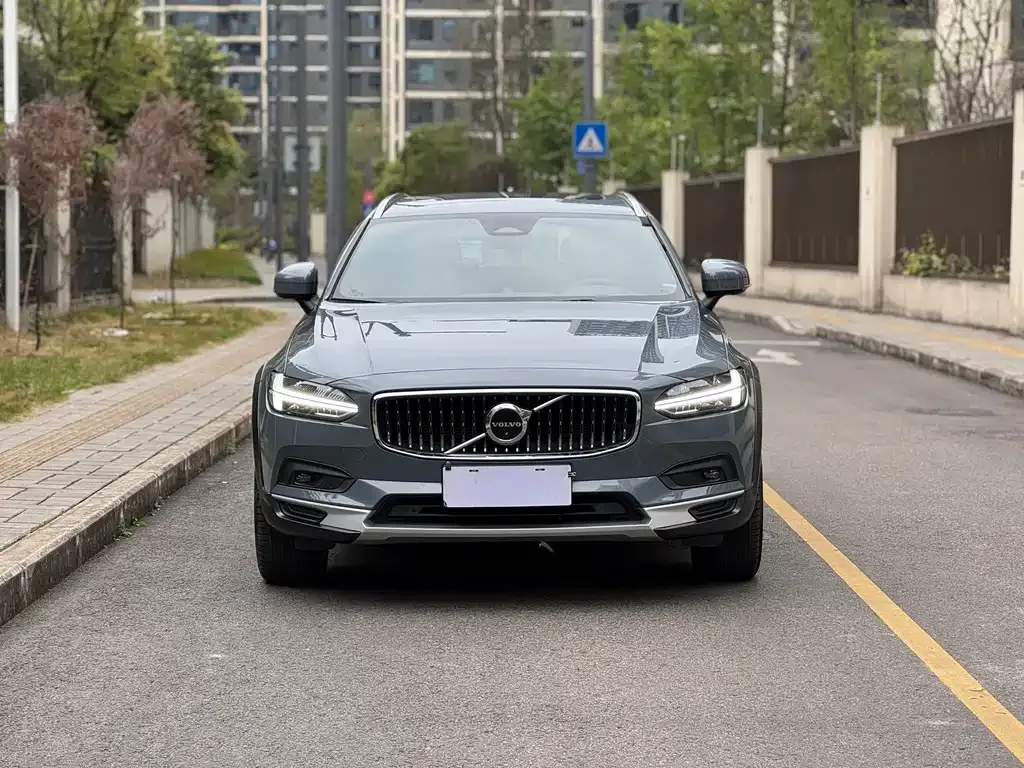 Volvo V90 — фото 7