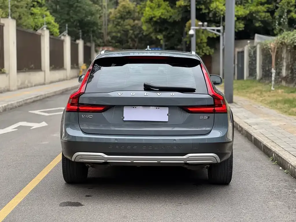 Volvo V90 — фото 4