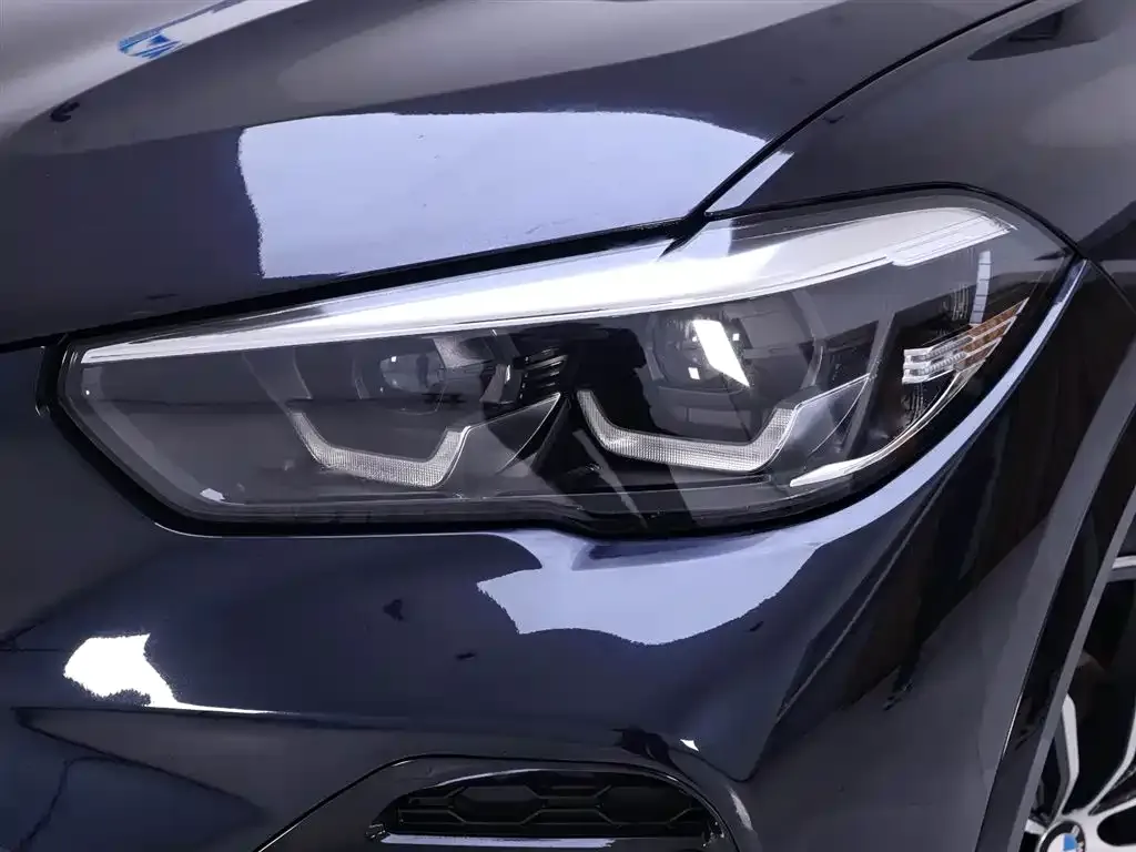 BMW X5 — фото 2