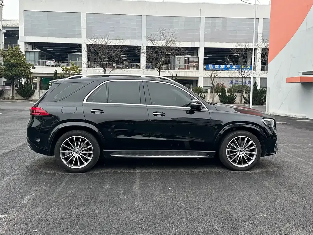 Mercedes-Benz GLE — фото 7
