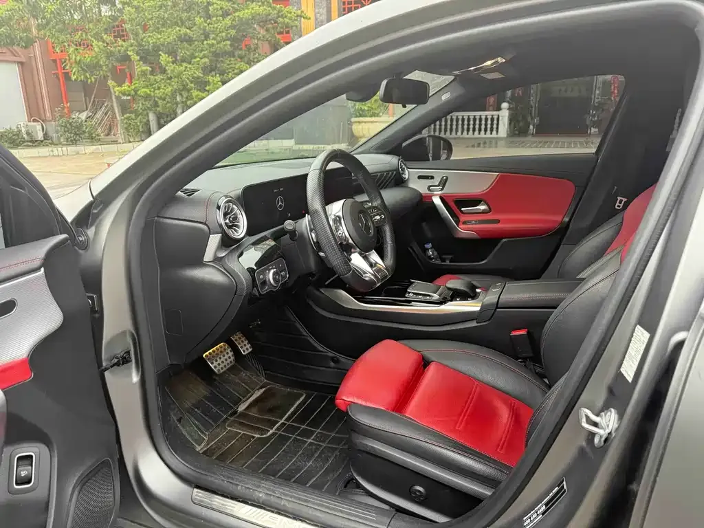 Mercedes-Benz A-Class AMG — фото 2