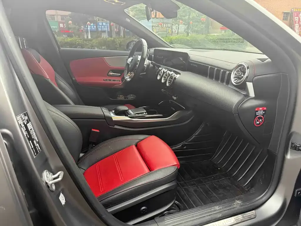 Mercedes-Benz A-Class AMG — фото 4
