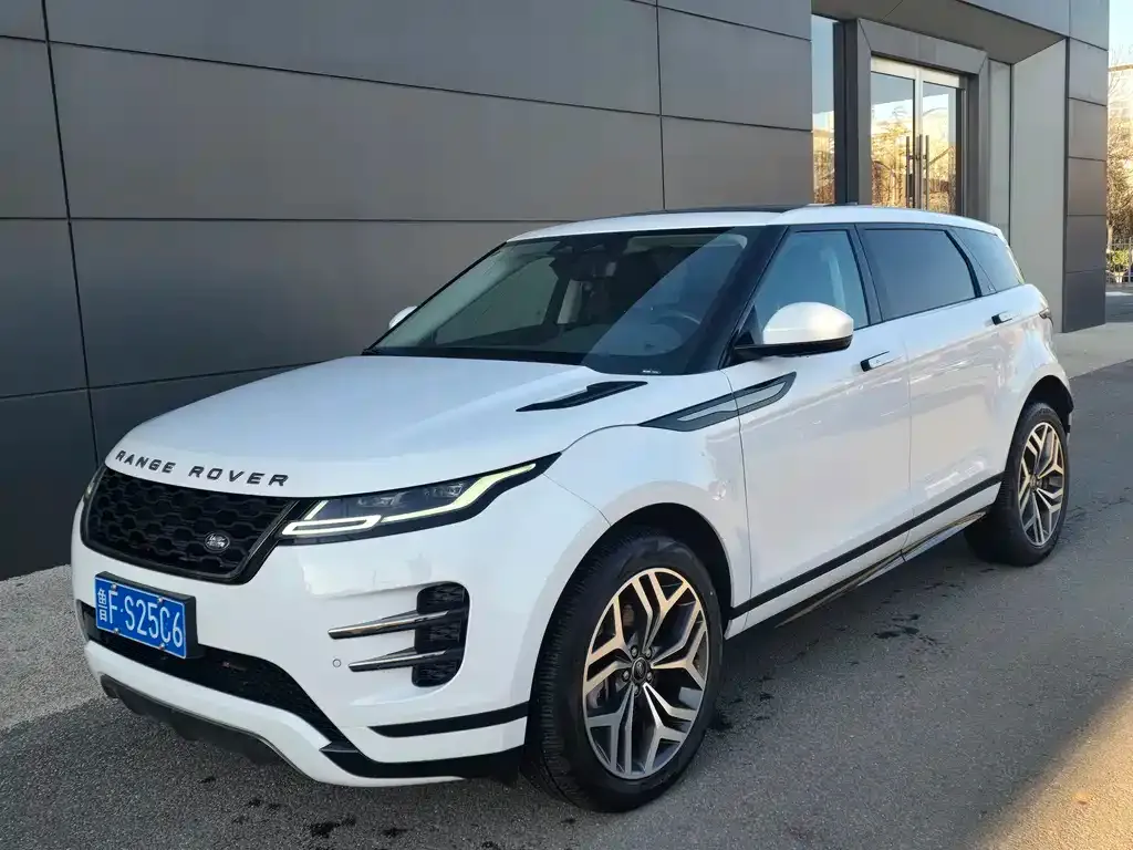 Land Rover Evoque — фото 1