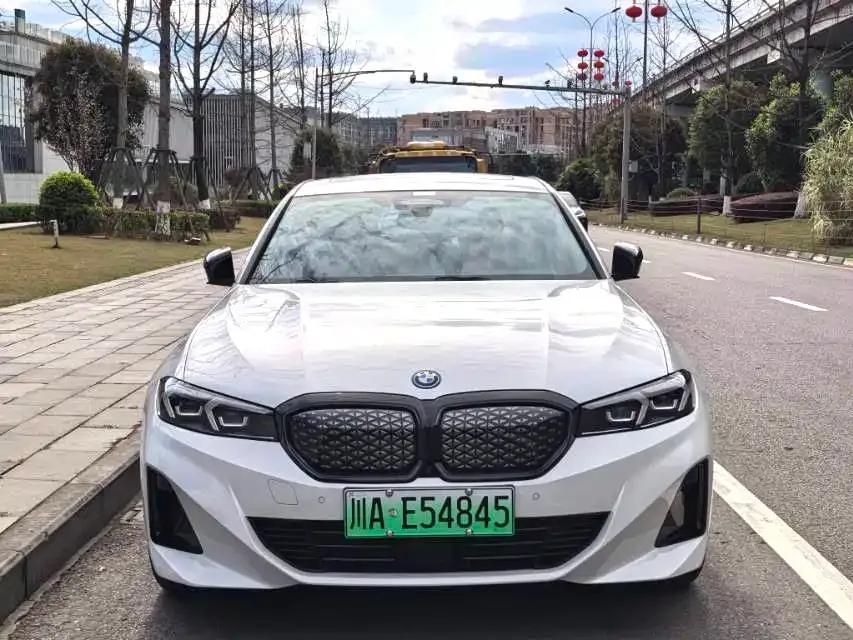 BMW i3 — фото 7