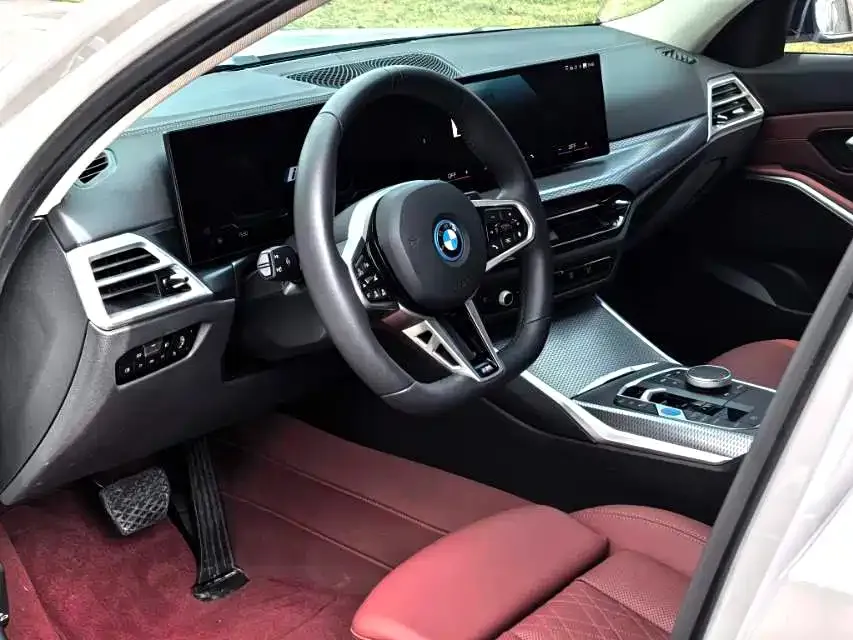 BMW i3 — фото 8