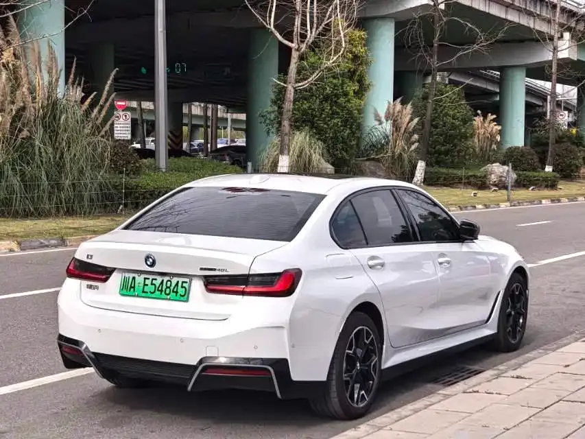 BMW i3 — фото 9