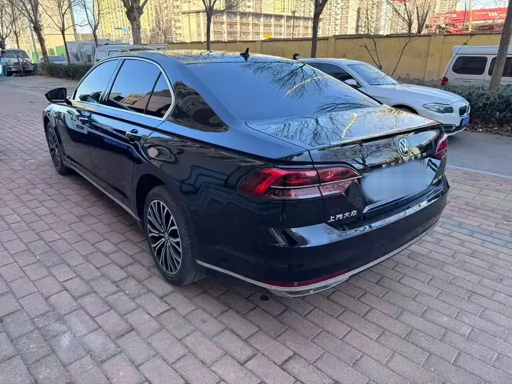 Volkswagen Phideon — фото 5