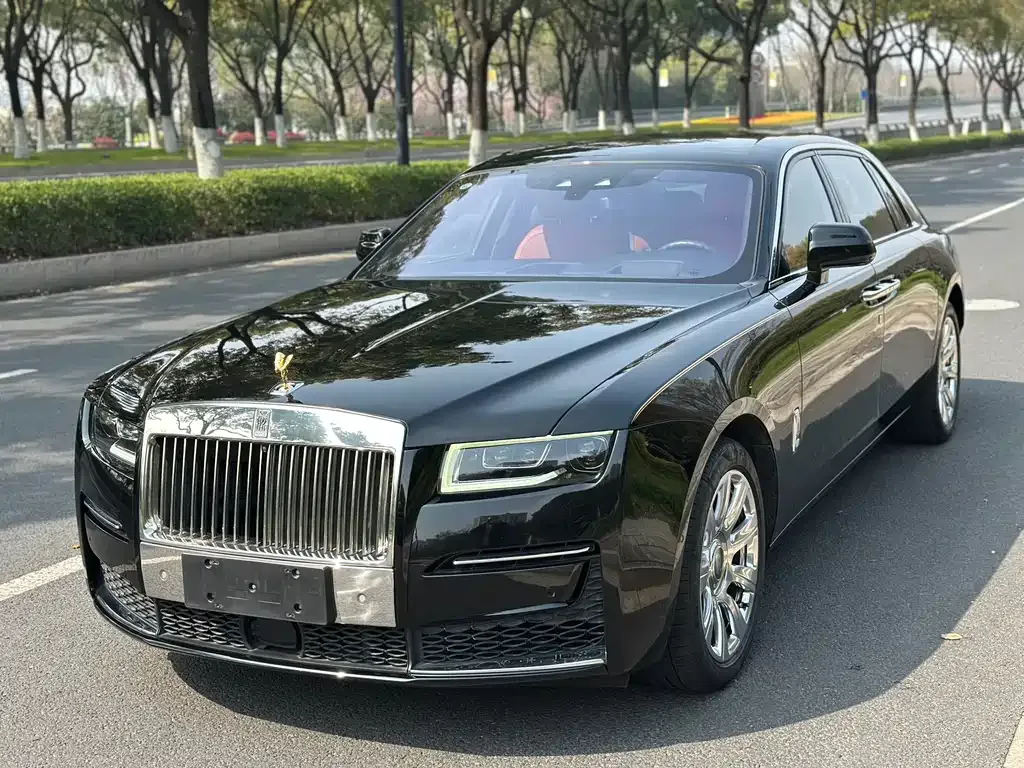 Rolls-Royce Ghost — фото 1