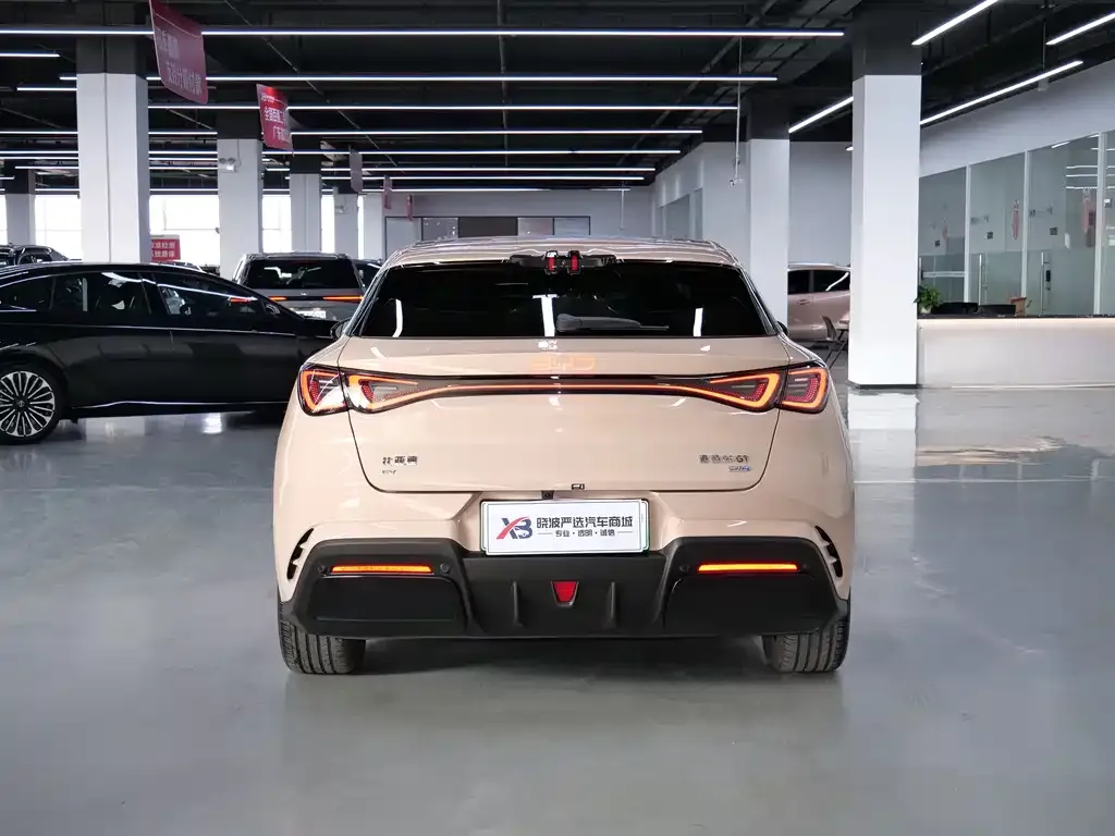 BYD Seal 06GT — фото 10