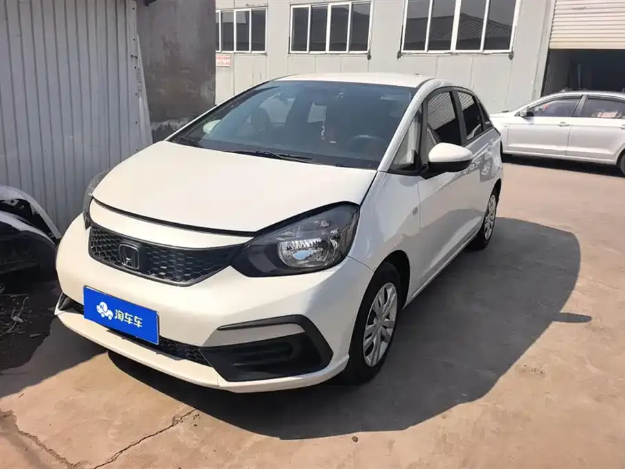 Honda Fit — фото 9