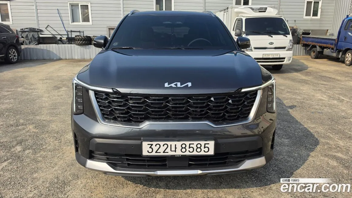 Kia Sorento — фото 8