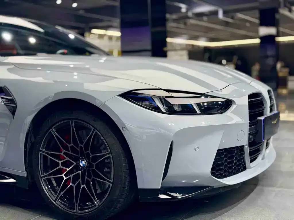 BMW M4 — фото 2