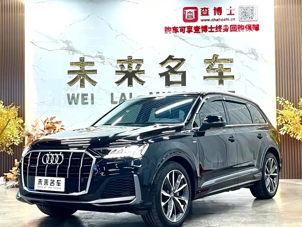 Audi Q7 — фото 1