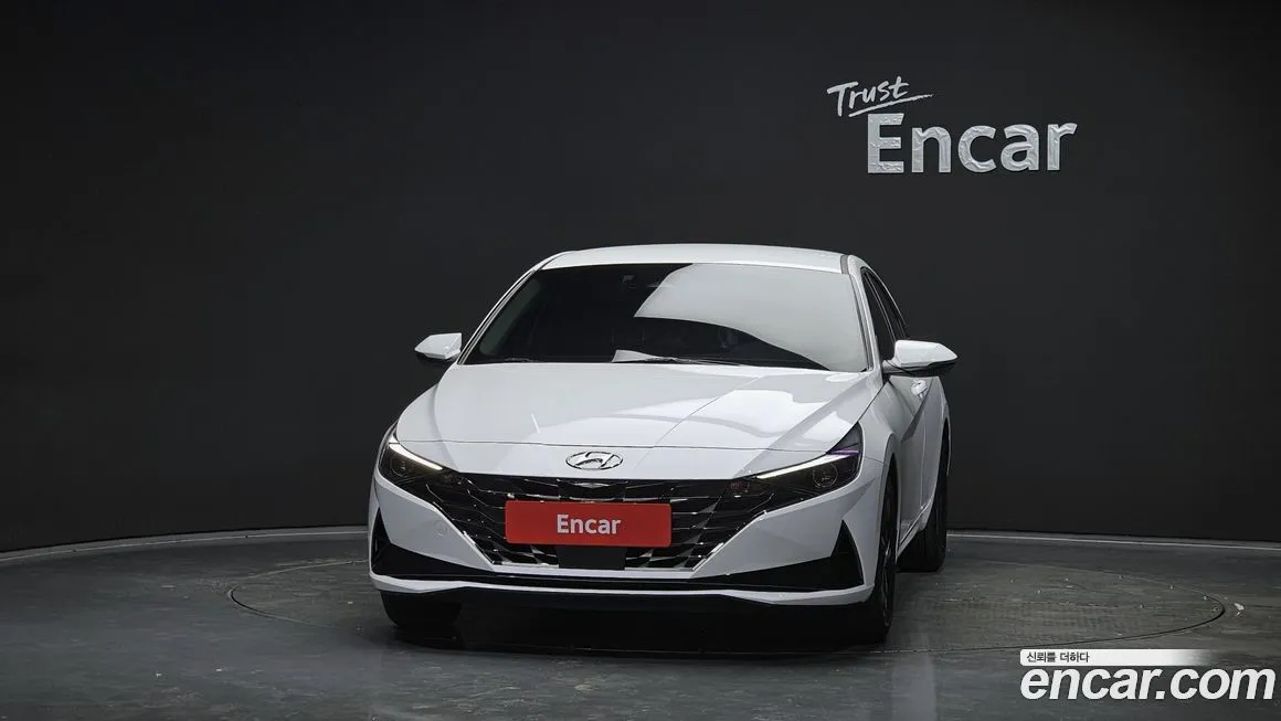 Hyundai AVANTE — фото 3