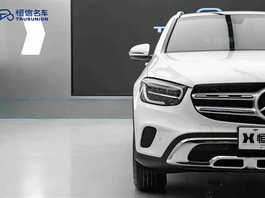 Mercedes-Benz GLC — фото 6