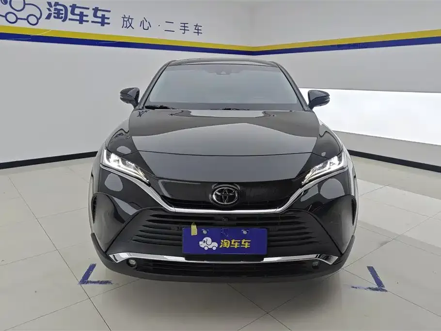 Toyota Harrier — фото 4