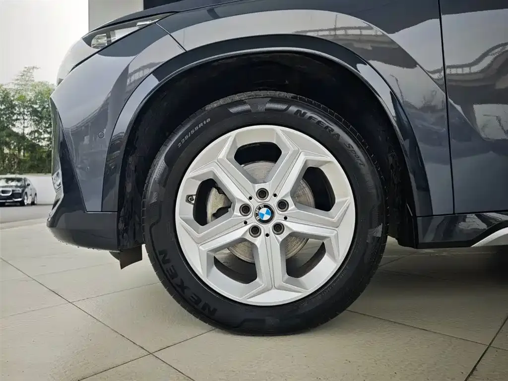 BMW X1 — фото 2