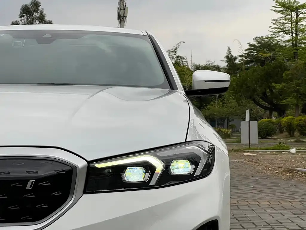 BMW i3 — фото 2