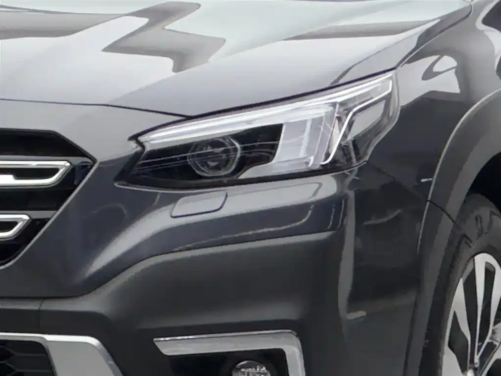 Subaru Outback — фото 2