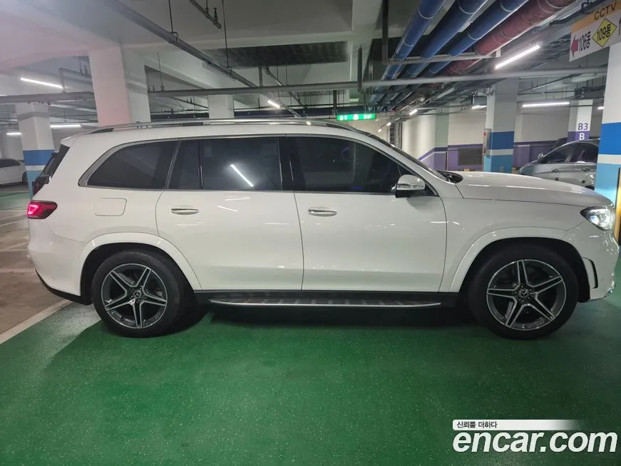 Mercedes-Benz GLS-Class — фото 7