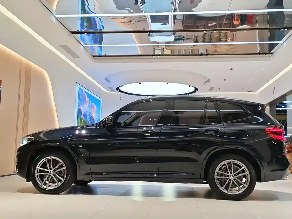 BMW X3 — фото 9