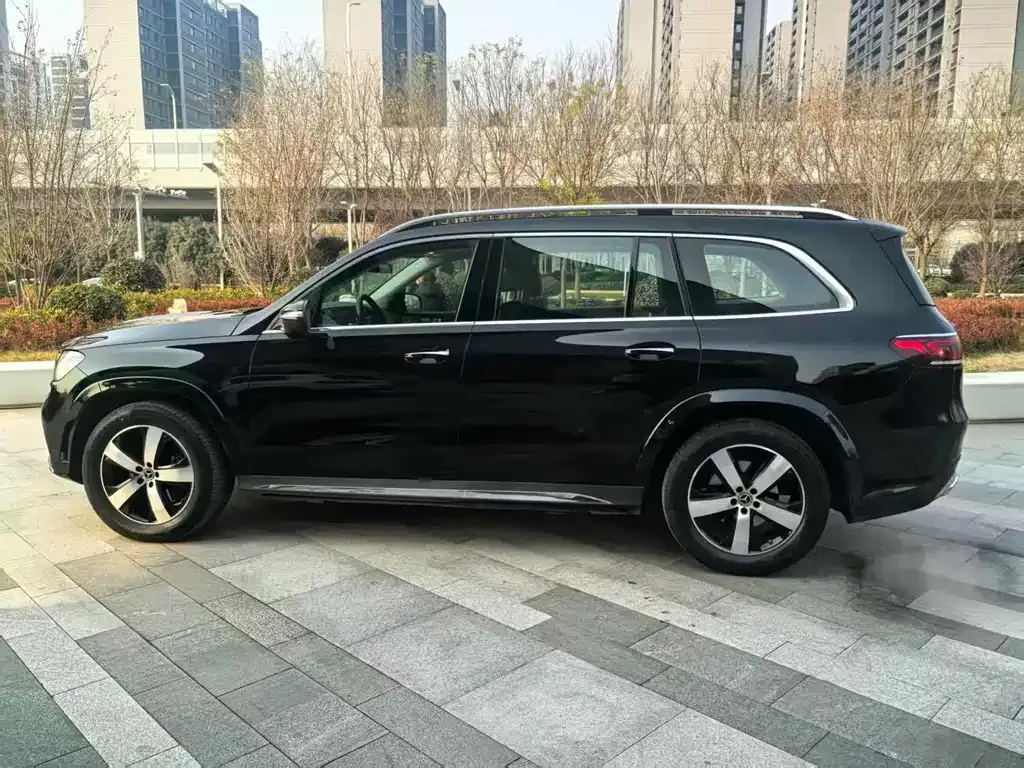 Mercedes-Benz GLS — фото 7