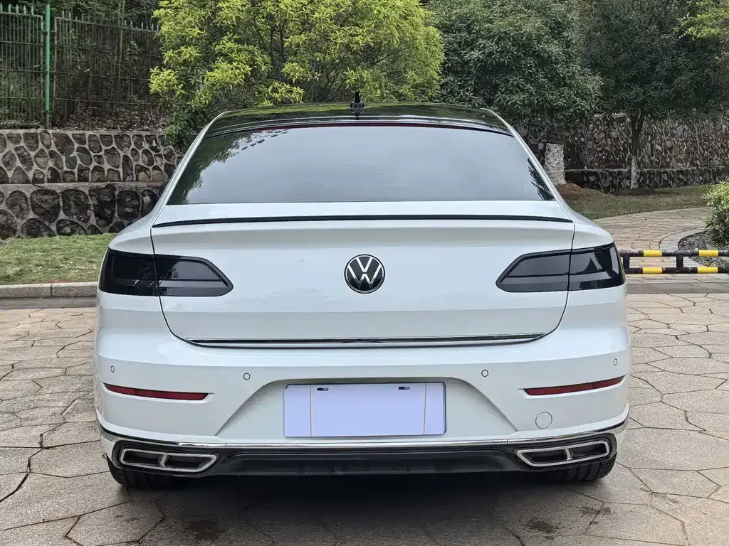 Volkswagen CC — фото 6