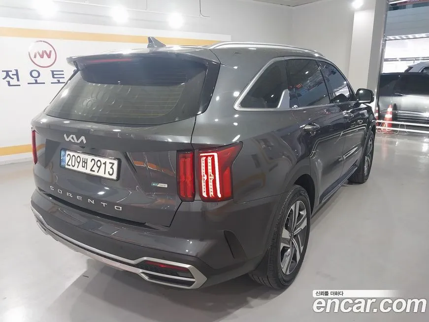 Kia Sorento — фото 6