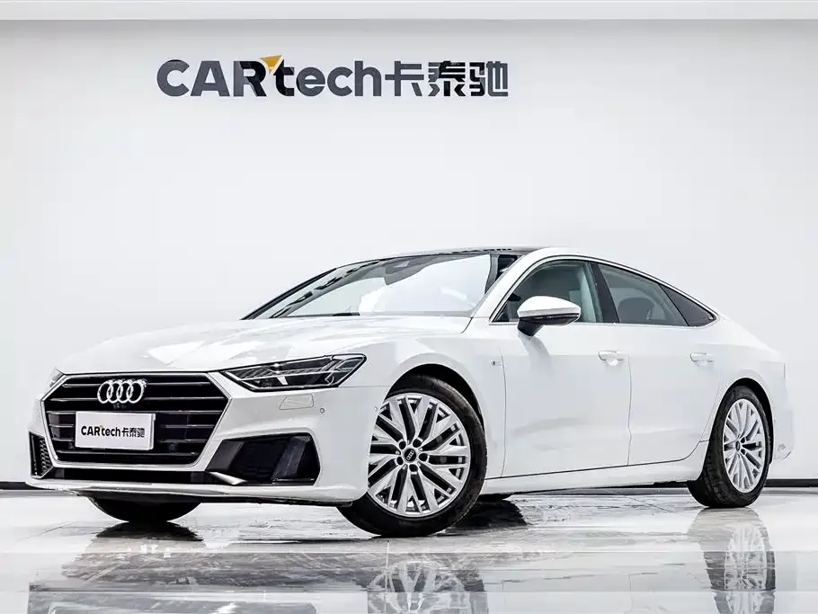 Audi A7 — фото 1
