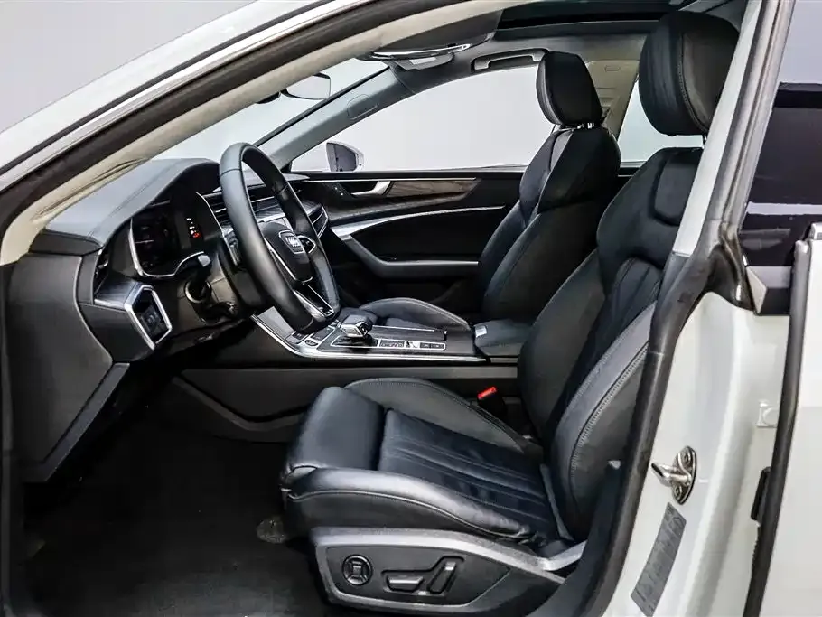 Audi A7 — фото 8