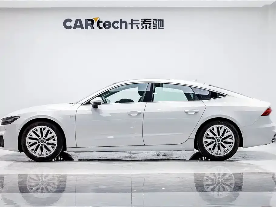 Audi A7 — фото 2
