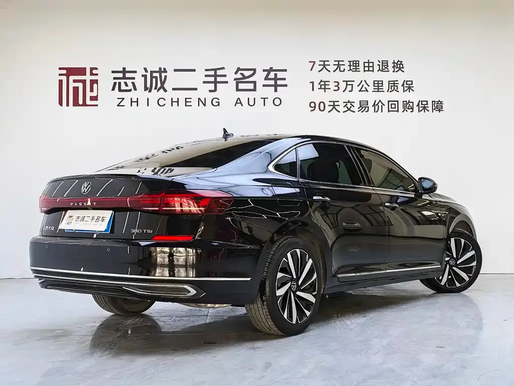 Volkswagen Passat — фото 6