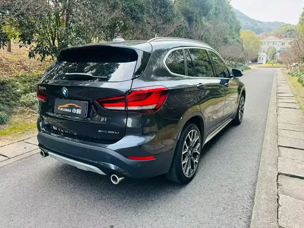 BMW X1 — фото 6