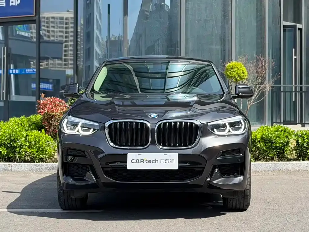 BMW X4 — фото 4