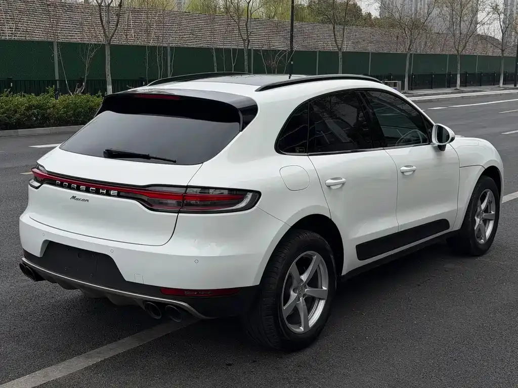 Porsche Macan — фото 4