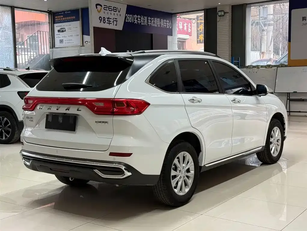 Haval M6 — фото 5