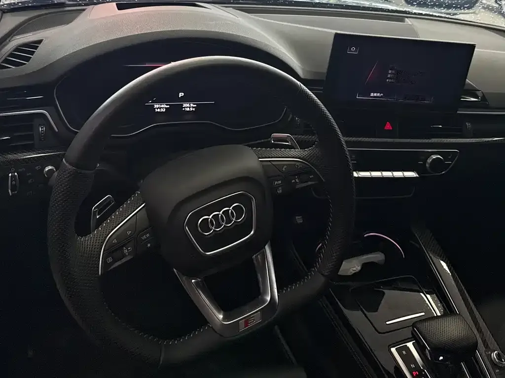 Audi RS 4 — фото 6