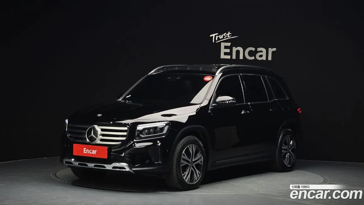 Mercedes-Benz GLB-Class — фото 1
