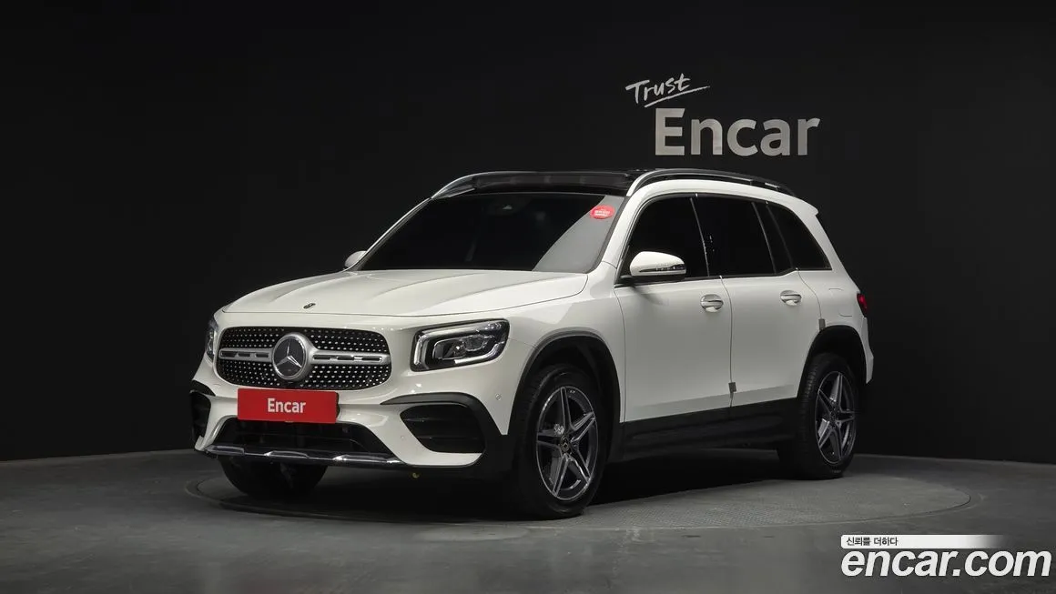 Mercedes-Benz GLB-Class — фото 1