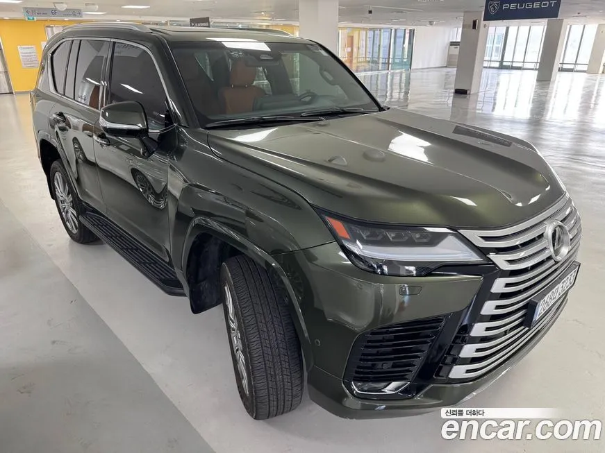 Lexus LX — фото 8