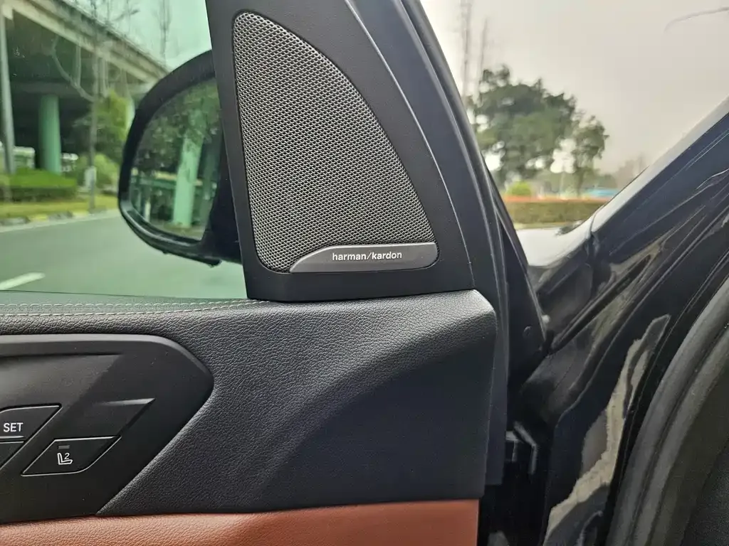 BMW X5 (Import) — фото 10