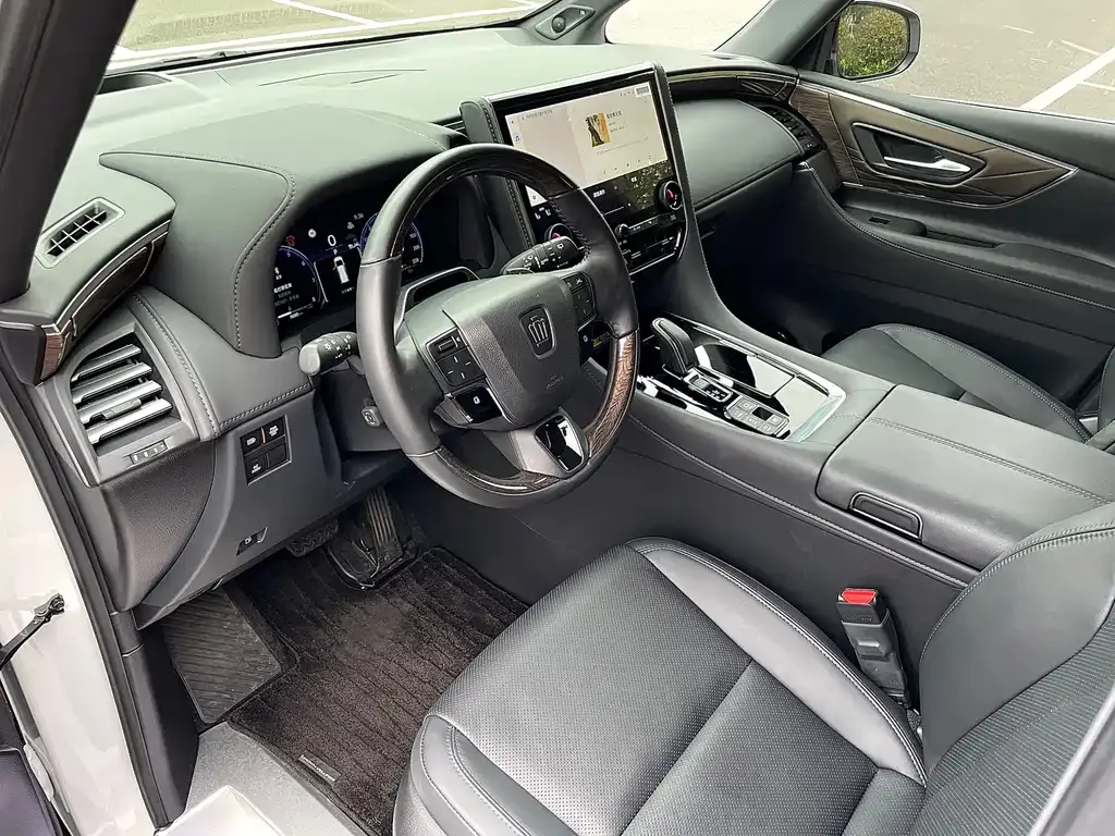 Toyota Vellfire — фото 6