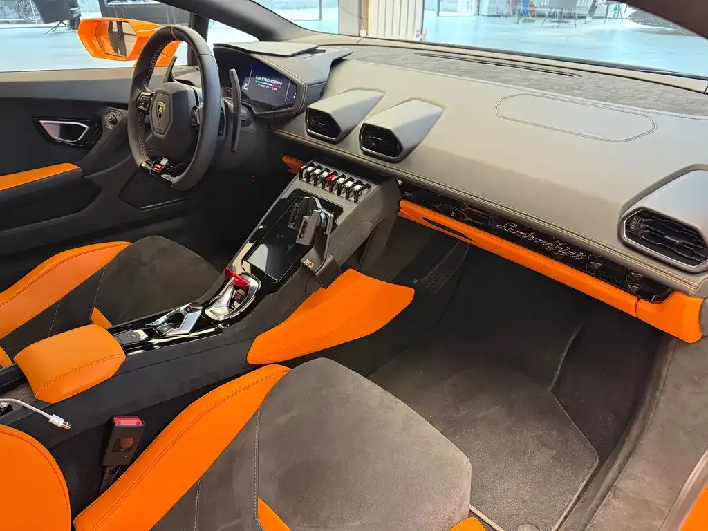 Lamborghini Huracan — фото 8