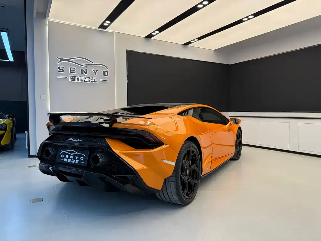 Lamborghini Huracan — фото 3