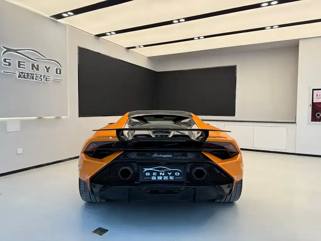 Lamborghini Huracan — фото 9